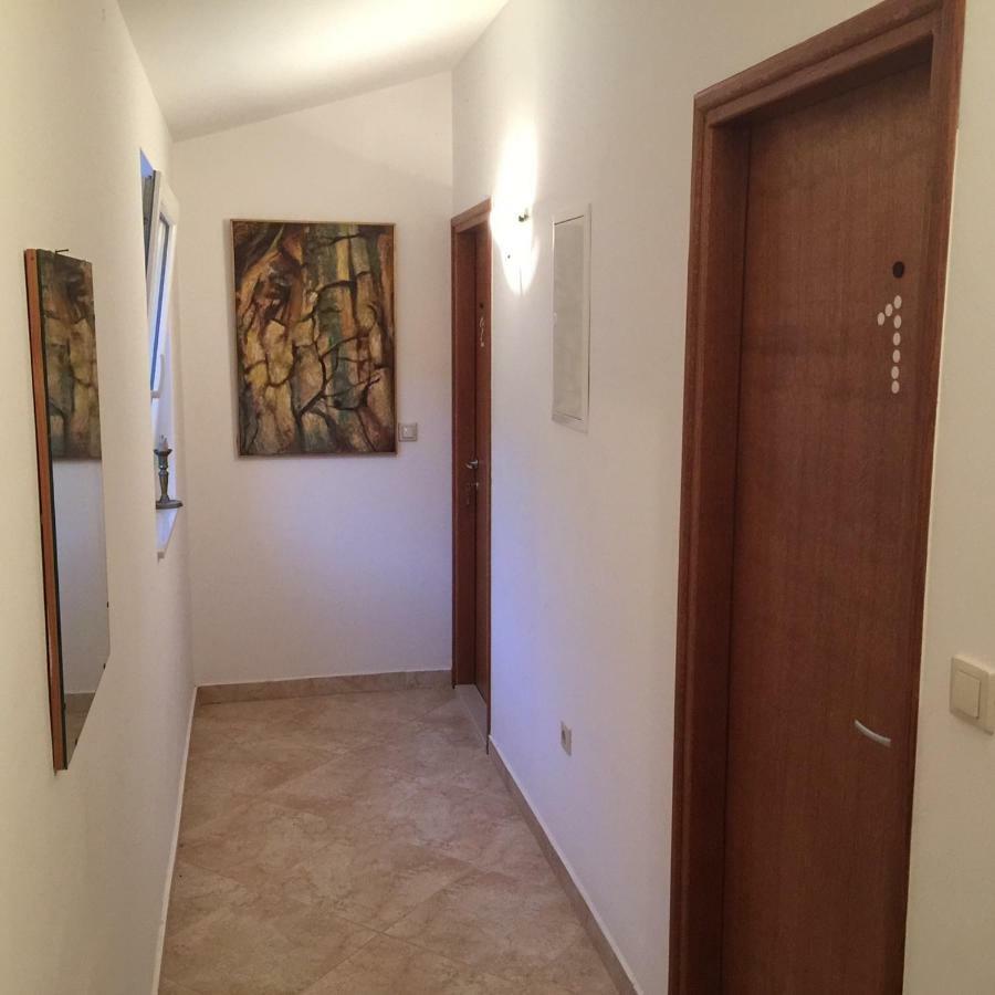 Apartments Gandalj Локва-Рогозница Экстерьер фото